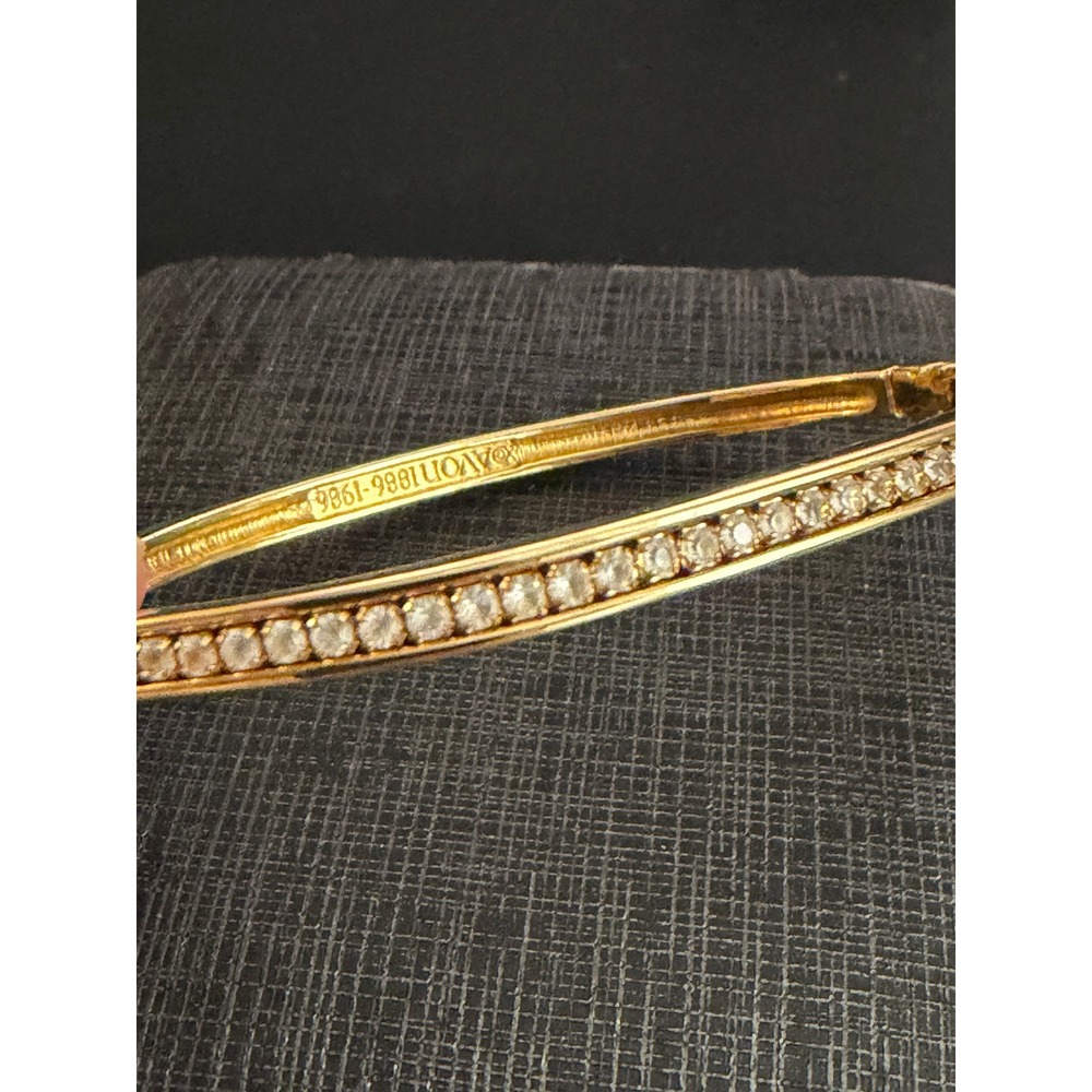 Vintage Avon Rhinestone Bracelet Bangle Gold Tone Centennial 80s
